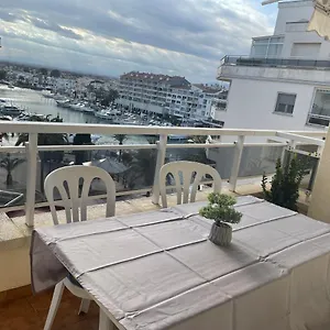 Apartamento Magnifique Vue Sur Le Canal Et La D'empuriabrava, Ampuriabrava